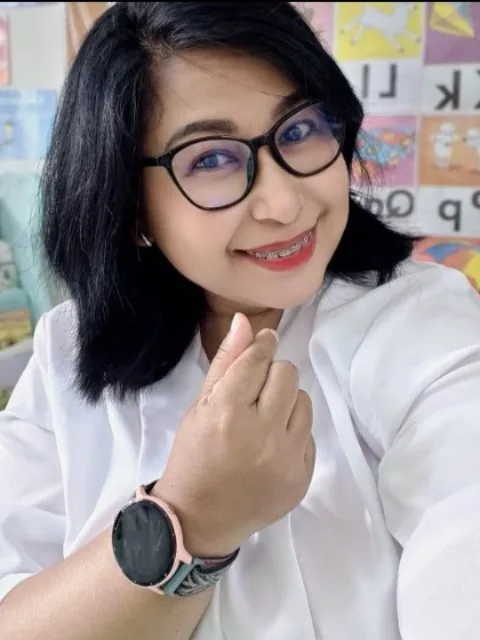 Ms Ria
